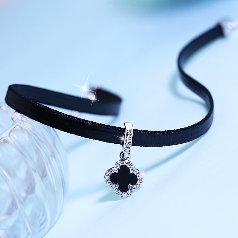 Vòng Cổ Choker Hình Cỏ Bốn Lá Thời Trang Hàn Quốc