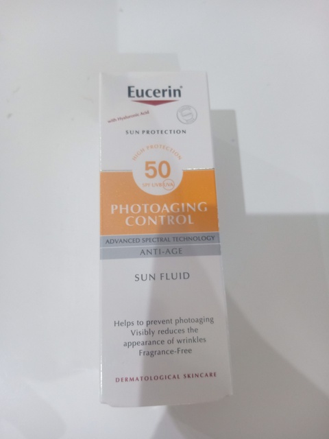 Kem chống nắng ngăn ngừa lão hóa Eucerin Sun Photoaging Control SPF 50+ 50ml