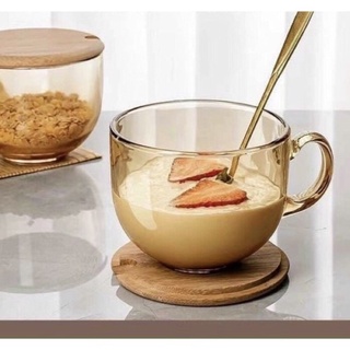 Cốc thuỷ tinh màu hổ phách