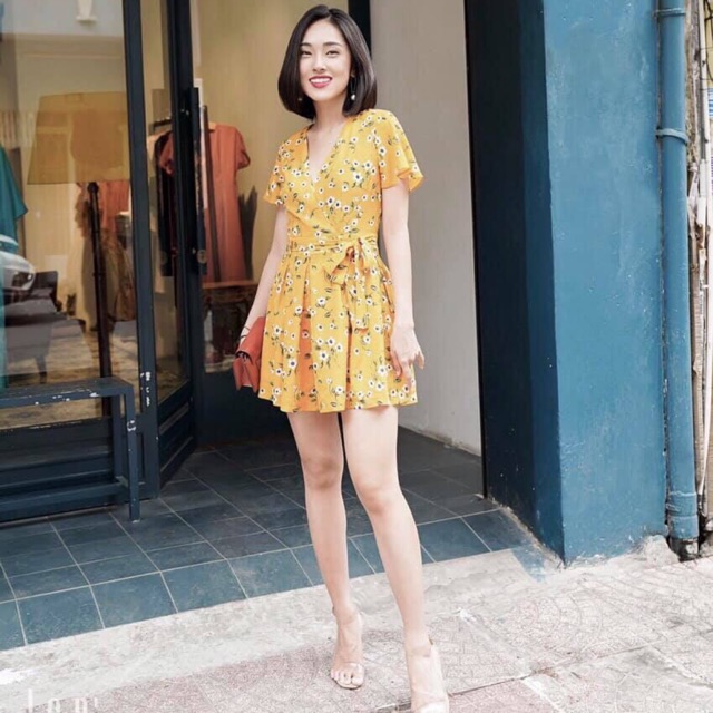 Jumsuit đi biển hoa nhí