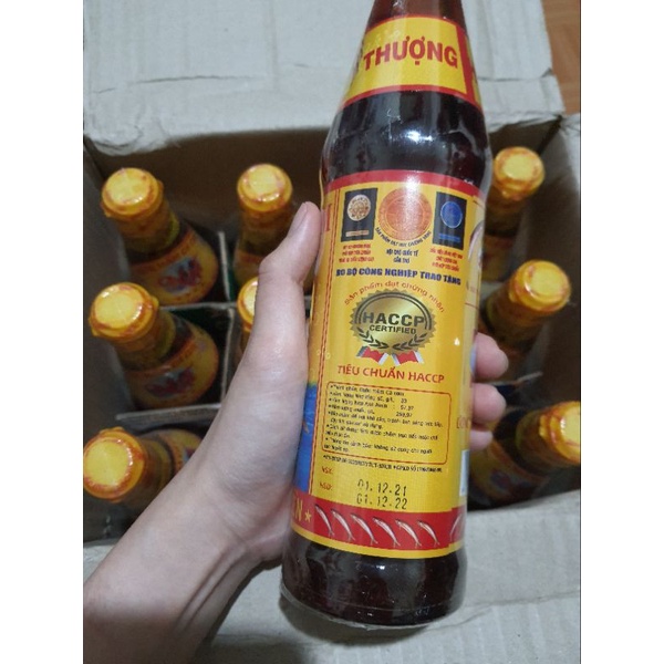 Nước Mắm Phú Quốc - Quốc Hưng 40 độ đạm, chai thủy tinh 500ml