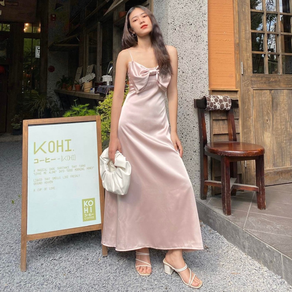25 STUDIO Đầm dài hai dây nơ ngực Bloomy Dress
