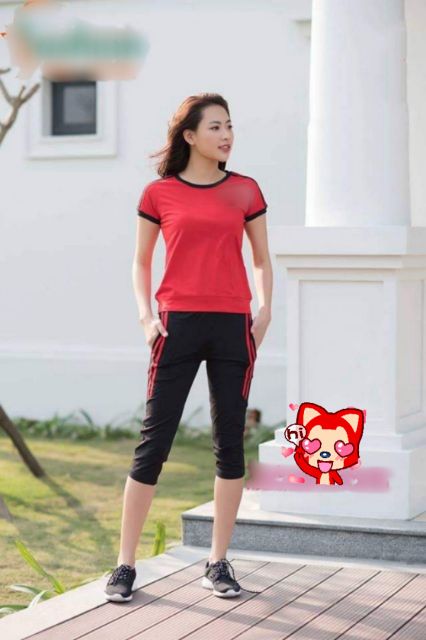 Bộ đồ thể thao lửng nữ