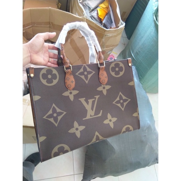 Túi LV size to vừa a4, laptop siêu đẹp