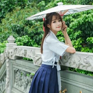 Hán Phục Sinh Viên Cách Tân