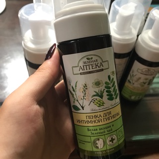 Dung dịch vệ sinh phụ nữ dạng bọt Apteka