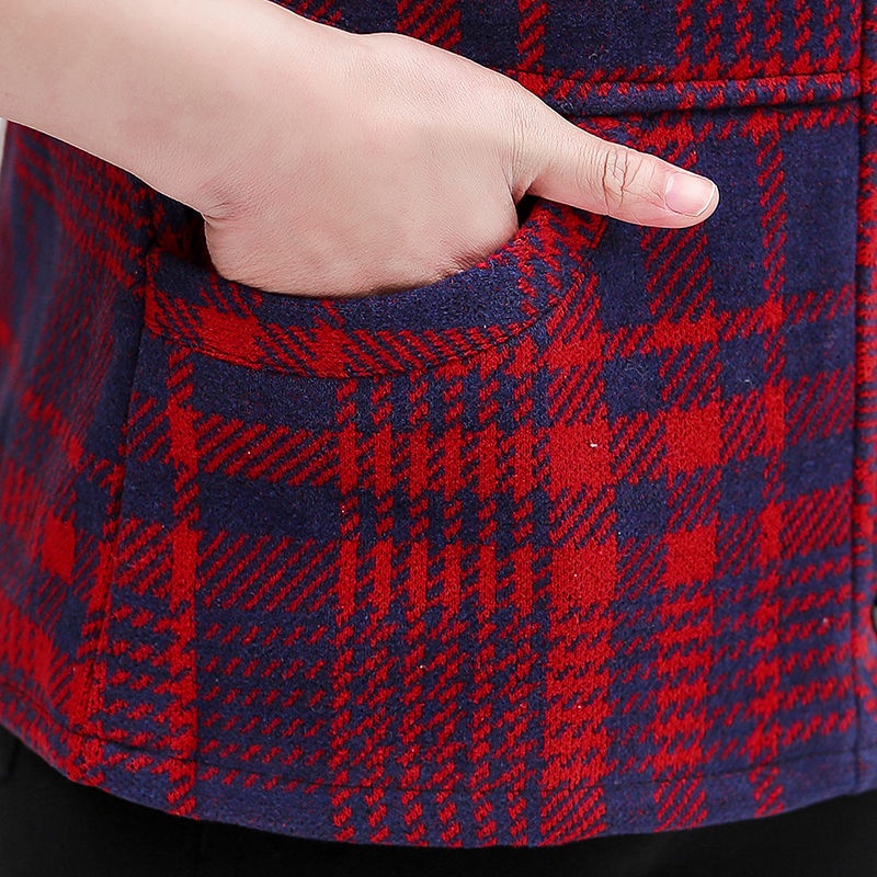 Mẫu áo vest nữ kẻ sọc ca rô cho phụ trung niên và cao tuổi 40-50-60 mới của mẹ | BigBuy360 - bigbuy360.vn