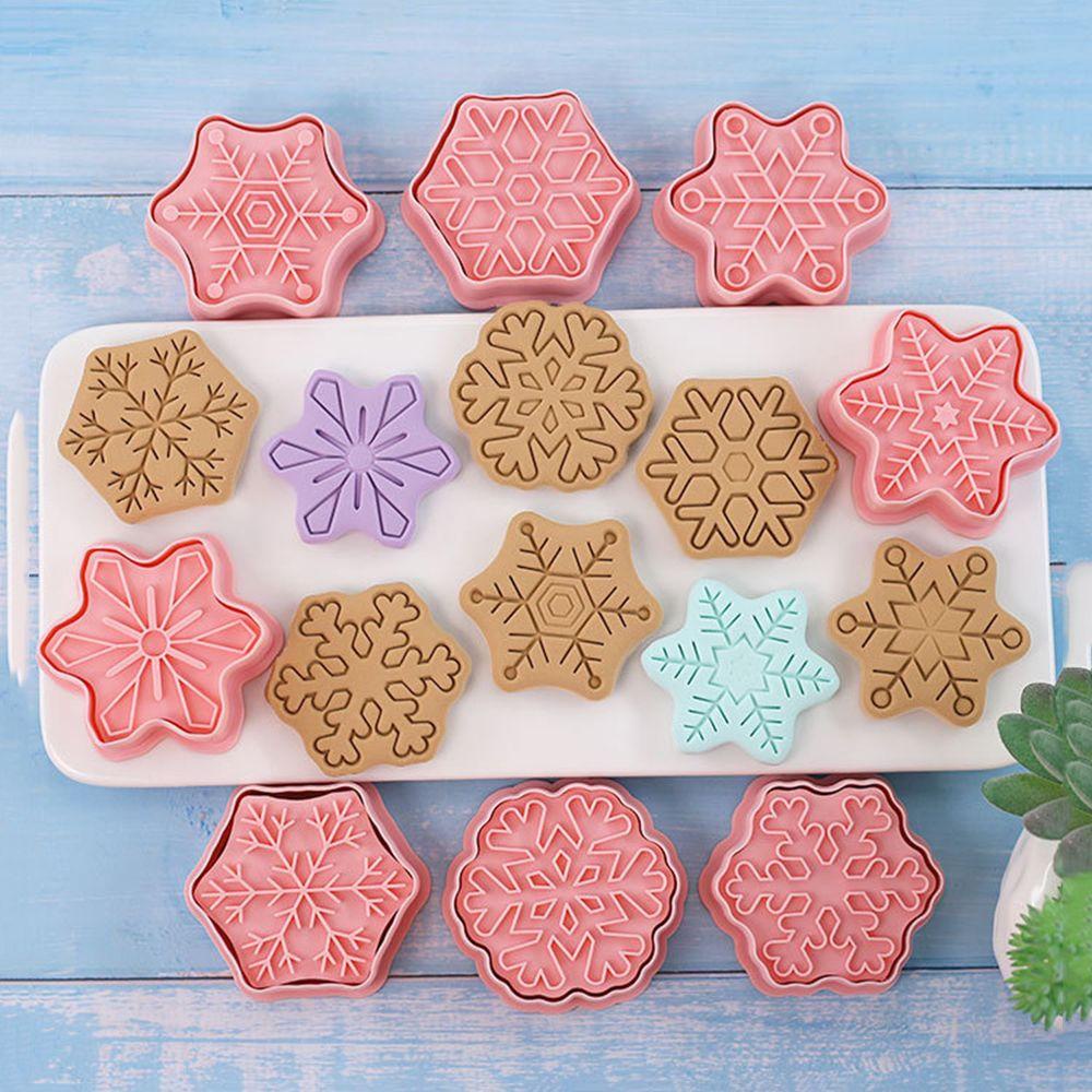 Khuôn Dập Nổi Họa Tiết Bánh Quy Giáng Sinh Dễ Thương Dùng Để Trang Trí Bánh