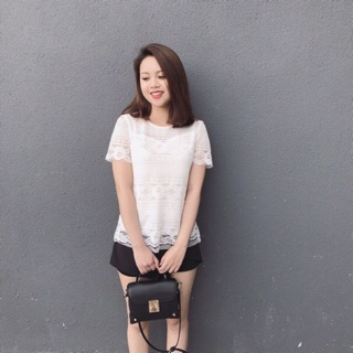Áo ren phối nơ sau lưng