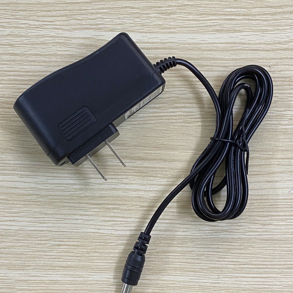 Sạc pin 1s 5V 2A cho máy cân mực, máy bắn cốt laser chuôi cắm chuẩn 0.5 cm