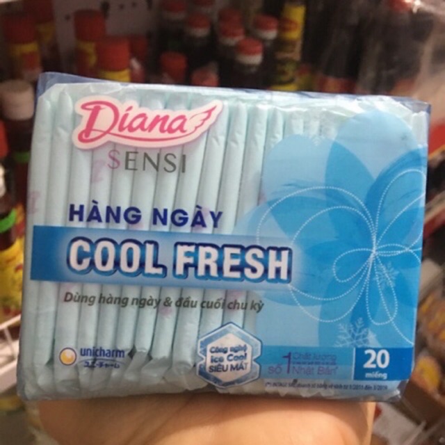 Băng vệ sinh hàng ngày gói 20 miếng Diana COOLFRESH