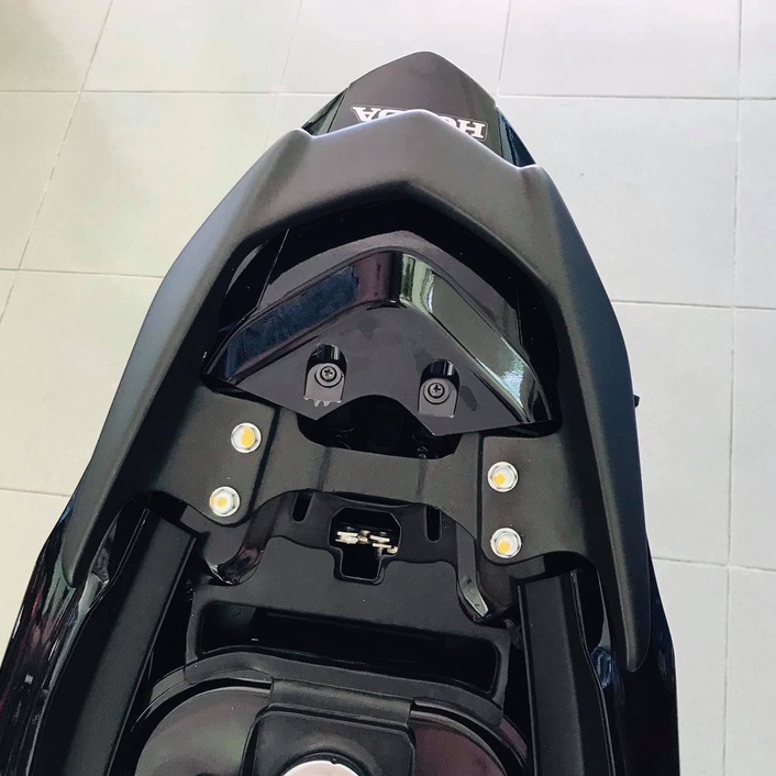 Tay dắt winner x,tay cầm xe winner x moto tấn phát
