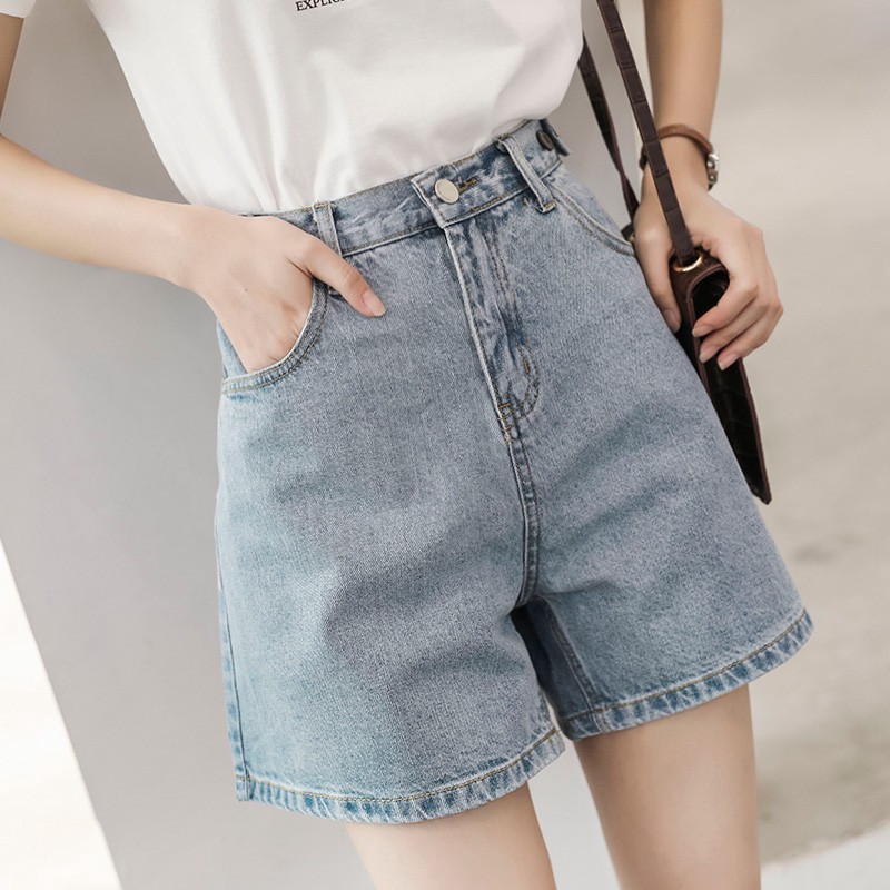 Quần Short Jeans Nữ Ống Rộng Lưng Cao Ulzznag - Quần Đùi Nữ Chất Liệu Jeans Khuy 2 Bên Eo QD026