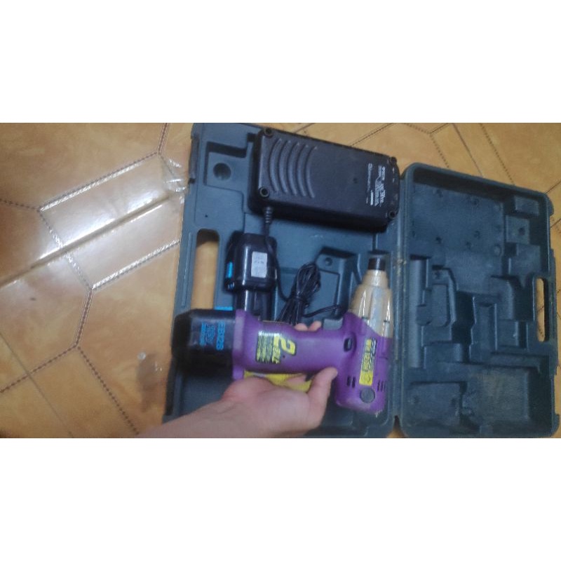 Full thùng bắn vít pin hitachi bãi nhật 12V WH-12DH