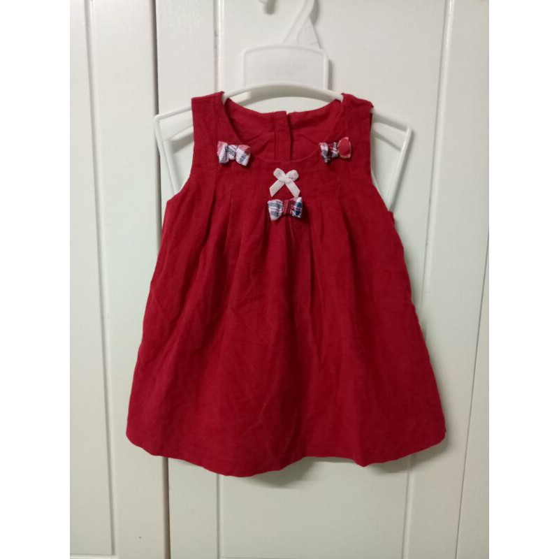 Đầm đỏ nhung tăm bé gái