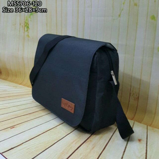 Cặp đeo chéo Troy | BigBuy360 - bigbuy360.vn