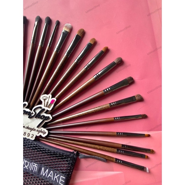 BIG SALE Bộ cọ 22 cây lông thú tự nhiên cán gỗ cho trang điểm chuyên nghiệp và cá nhân Pro
