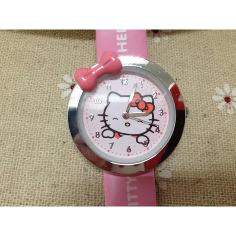 Đồng hồ Hello Kitty dây da dành cho bé gái