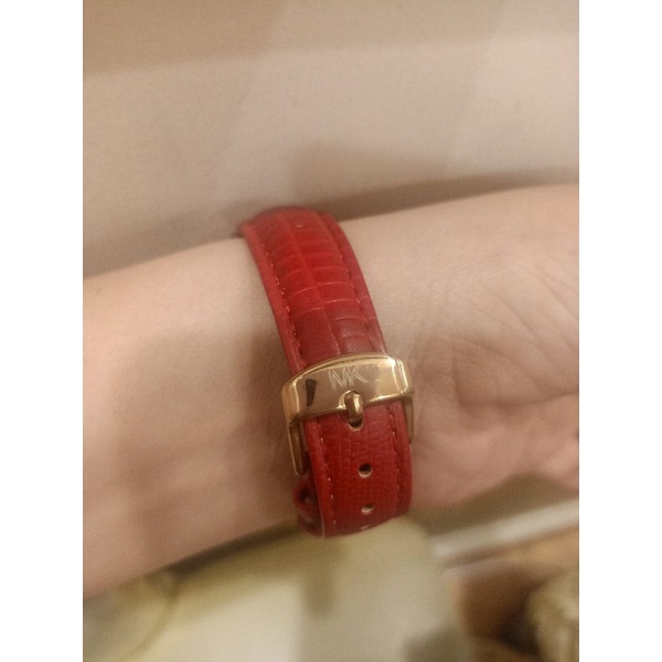 Đồng hồ nữ Michael Kors kim rốn