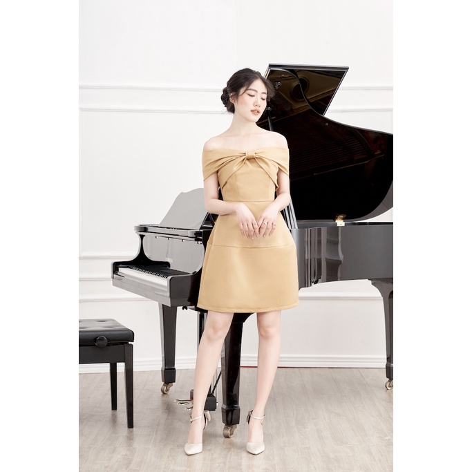RẬP - Đầm Nâu Bẹt Vai Thắt Nơ Phía Trước - BROWN 06