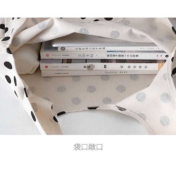 Túi đeo vai EnviroSax bằng vải canvas họa tiết chấm bi thân thiện với môi trường