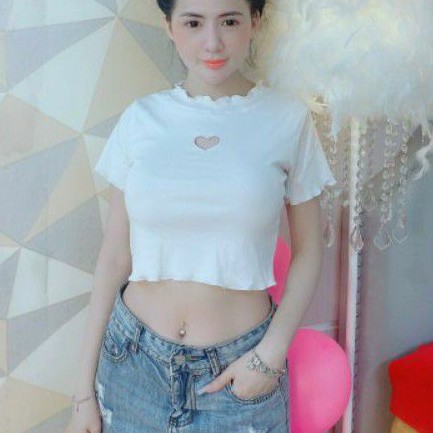 Áo croptop xoắn biên trái tim