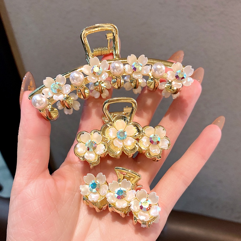 Kẹp Tóc Hình Hoa Lưng Đính Ngọc Trai Cao Cấp Kiểu Pháp 2022 Cho Nữ