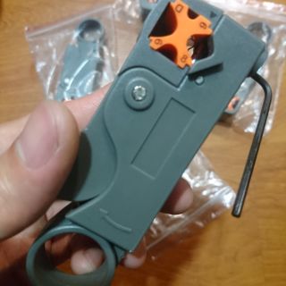 Dao tuốt cáp truyền hình đồng trục RG6 RG59