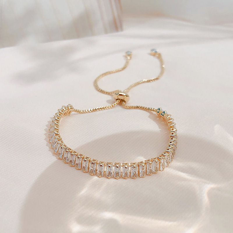 Vòng tay nữ Titan - Lắc tay nữ titan đá pha lê lấp lánh Bling Bracelet sang trọng Vườn Trang Sức