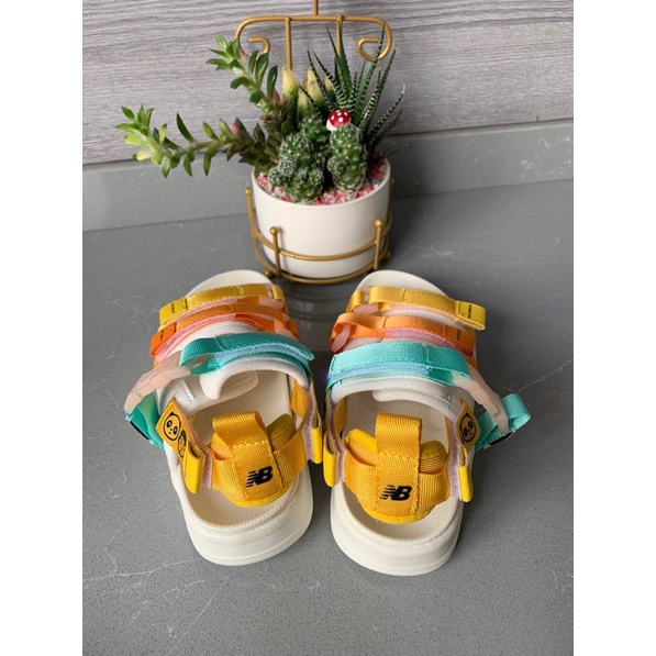 Set 45*Hàng Có Sẵn* NB Xăng đan Cân Bằng Thoải Mái Thời Trang Đi Biển Cho Bé Gái Bé Trai Bé Gái