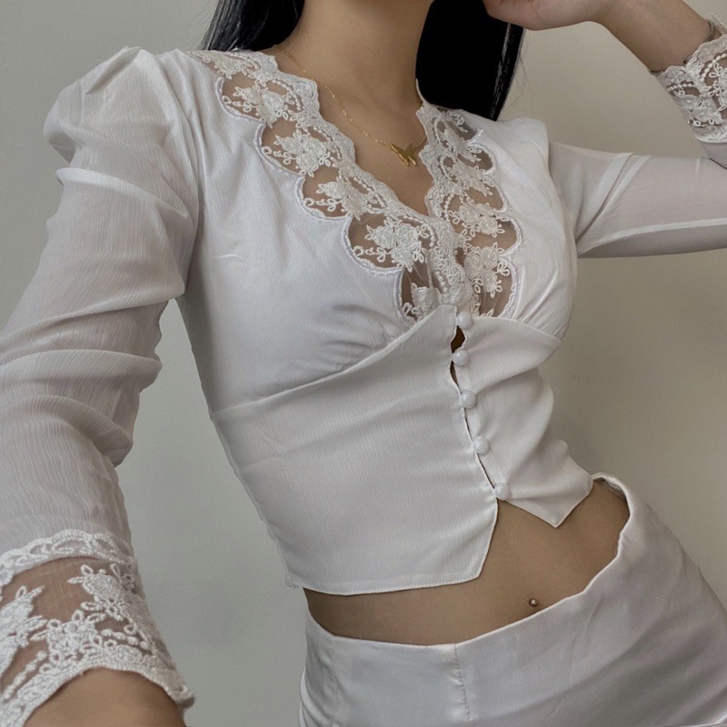 Áo tay dài phối ren ROMANTIC LACE TOP | BigBuy360 - bigbuy360.vn