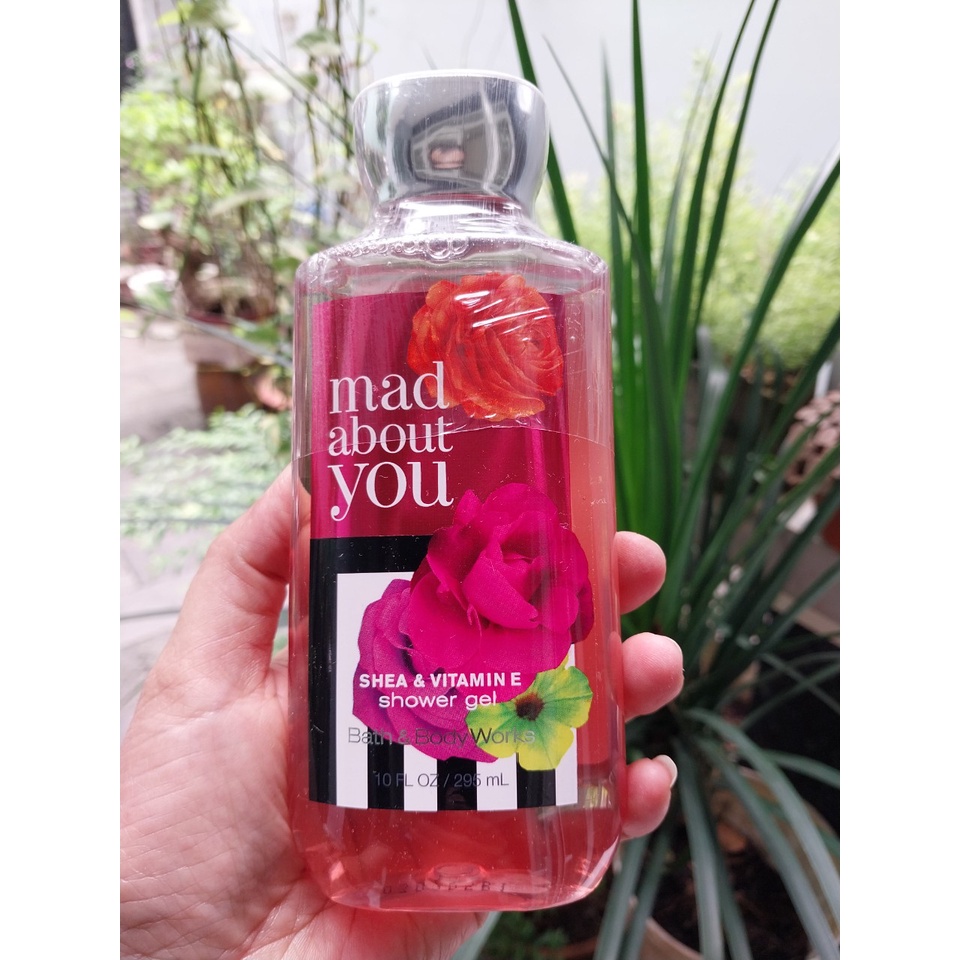 xịt thơm Bath & Body Works MAD ABOUT YOU 236ML