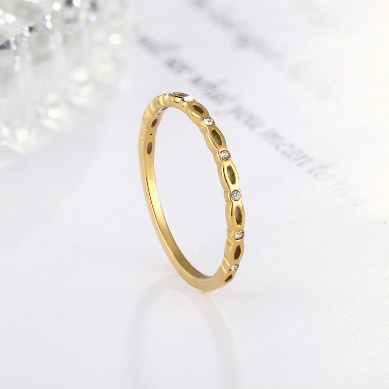 Nhẫn tiitan hình số 8 đính đá J2-205 - CAM KẾT KHÔNG GỈ, KHÔNG BAY MÀU - BẢO HÀNH 12 THÁNG