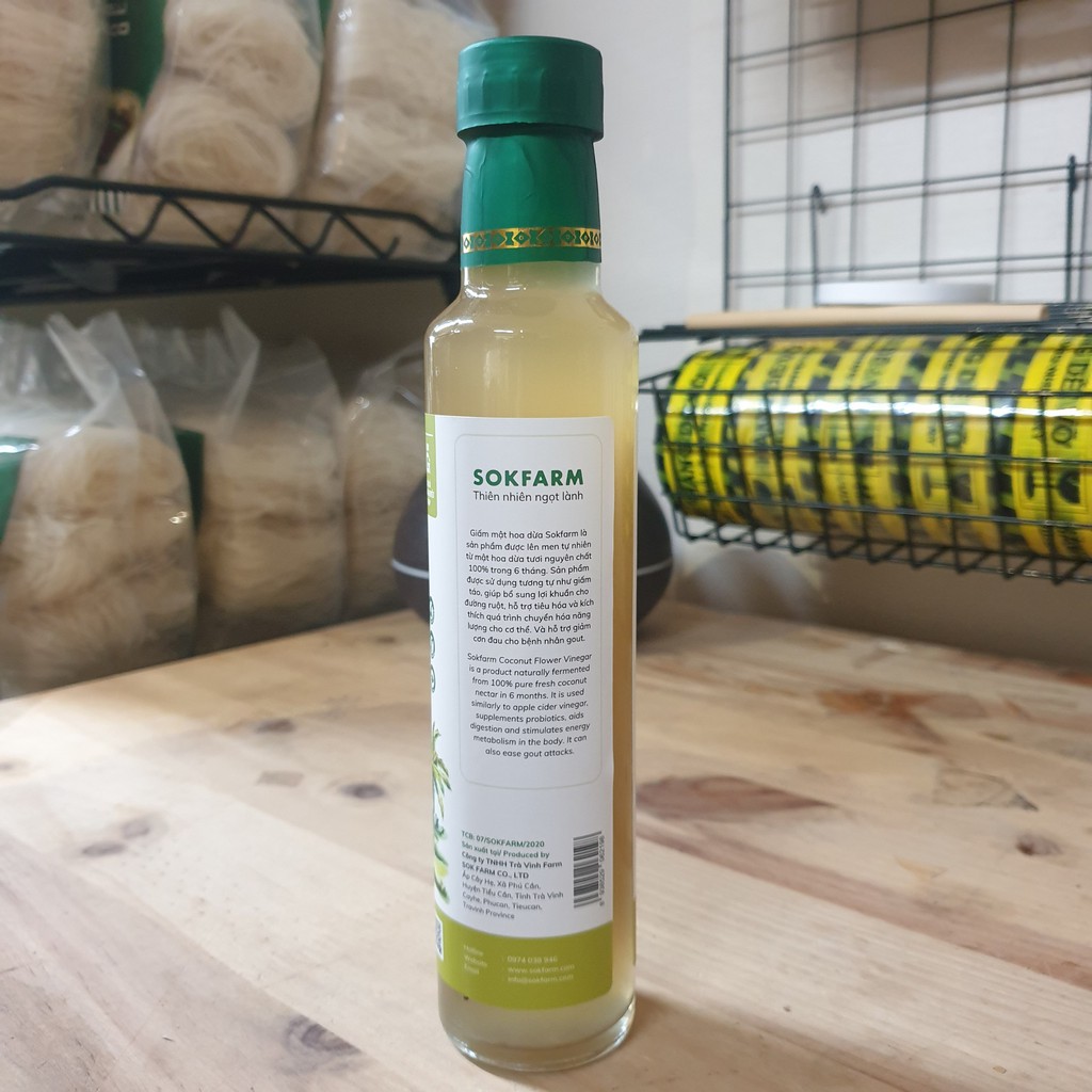 Giấm mật hoa dừa Sokfarm 265ml được lên men tự nhiên từ mật hoa dừa tươi nguyên chất 100%