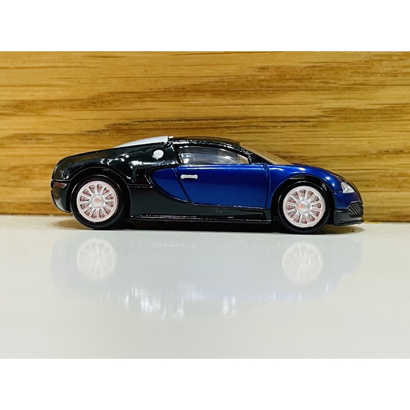 Hobby Store xe mô hình Tomica Premium Bugatti Veyron không hộp