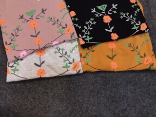 Bộ mặc nhà quần lỡ áo pull hoạ tiết hoa