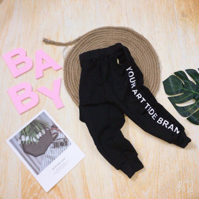 Quần jogger bo gâu cho bé