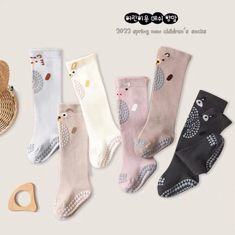 TAT 69 : Tất chống trượt cho bé cực xinh
