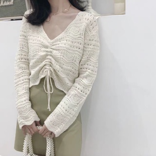 Áo len lỗ rút dây ngực