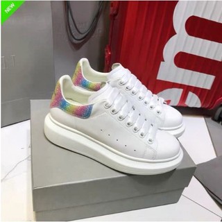 Giày thể thao MC gót cầu vồng