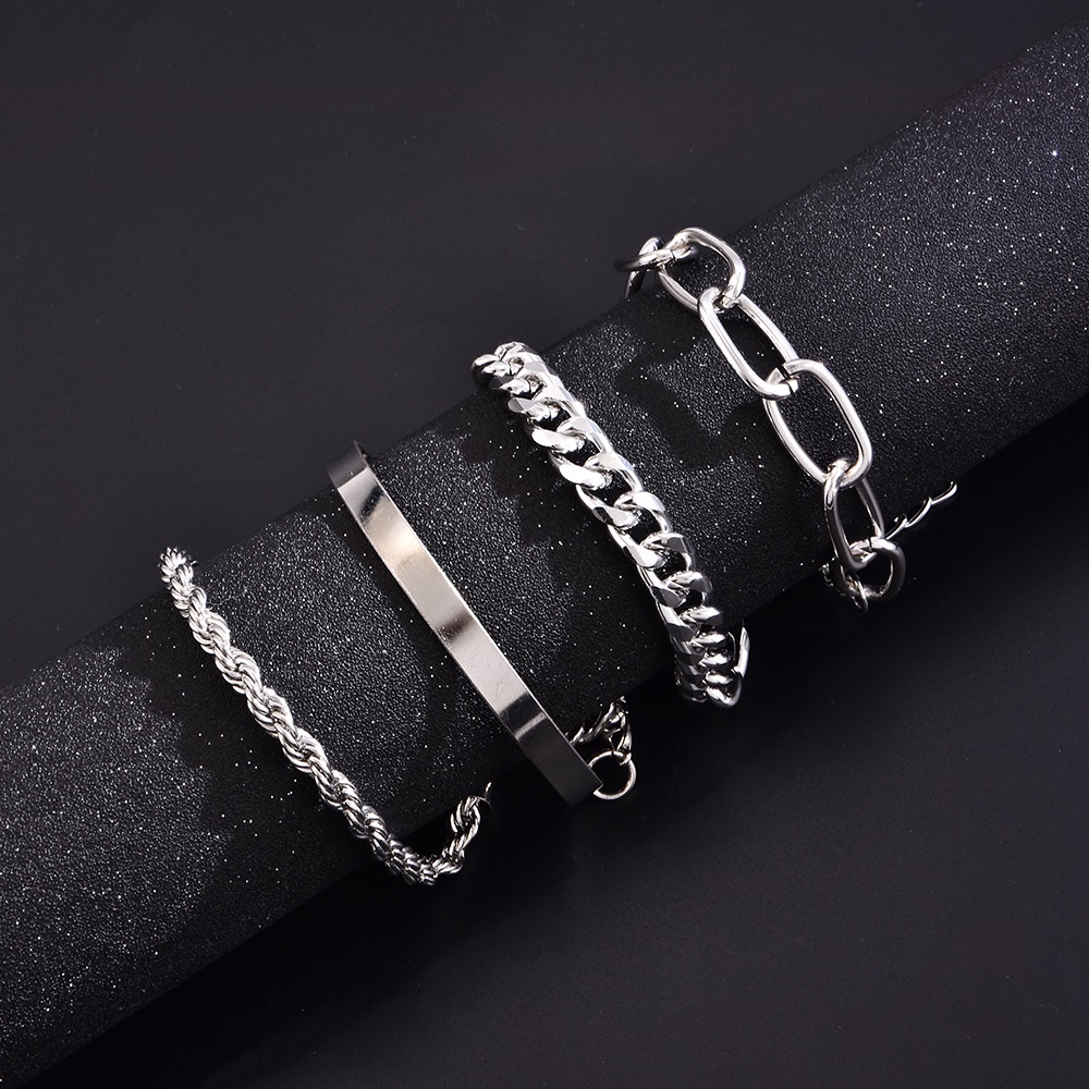 Set 4 Vòng Tay Thời Trang Cá Tính Dành Cho Cả Nam Và Nữ