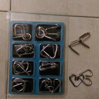 Thử thách trí thông minh Cast puzzle