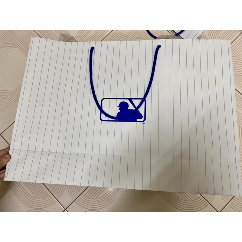 Túi giấy MLB chính hãng