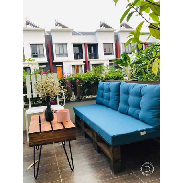 Sofa Pallet Có Thành Dựa Lưng - Gỗ thông mới - bề mặt mìn, vân gỗ đẹp