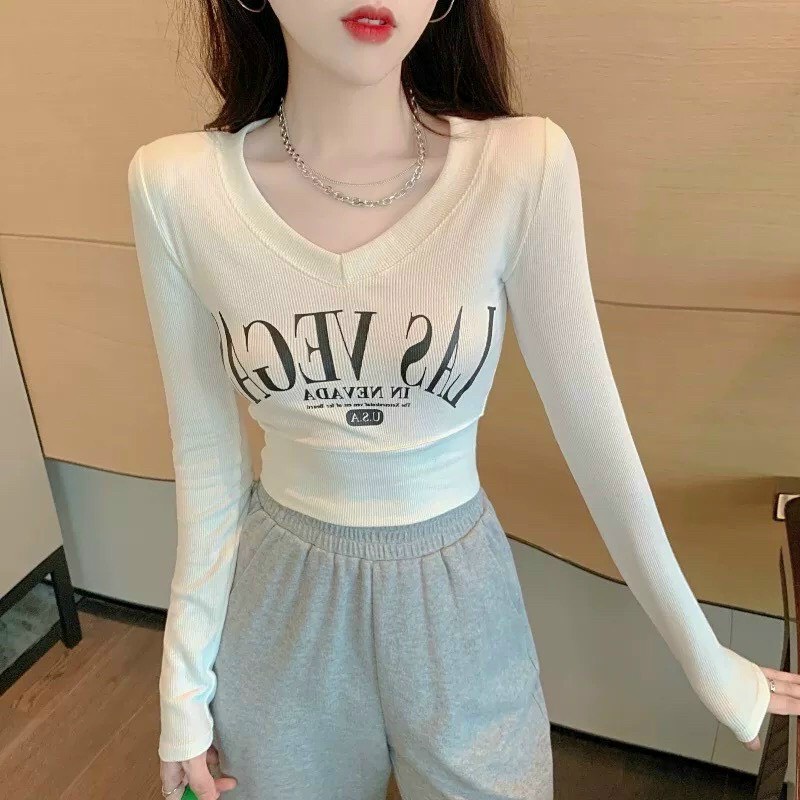 ÁO CROPTOP KIỂU LỬNG NỮ IN CHỮ LAS VEGAS DÀI TAY CỔ V CHẤT THUN GÂN CAO CẤP CO GIÃN MÀU TRẮNG ĐEN SIÊU HOT NITIQC