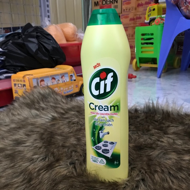 Kem tẩy chuyên dụng Cif 690g