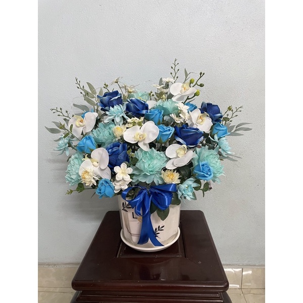 chậu hoa lụa sang trọng kèm đèn nháy 60x60