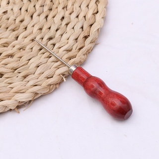 Dùi đục lỗ tròn cán gỗ