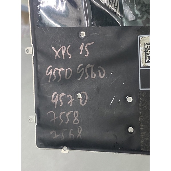Bàn phím dell xps 15 9550 9560 9570 7558 7568 mất nút không bảo hành