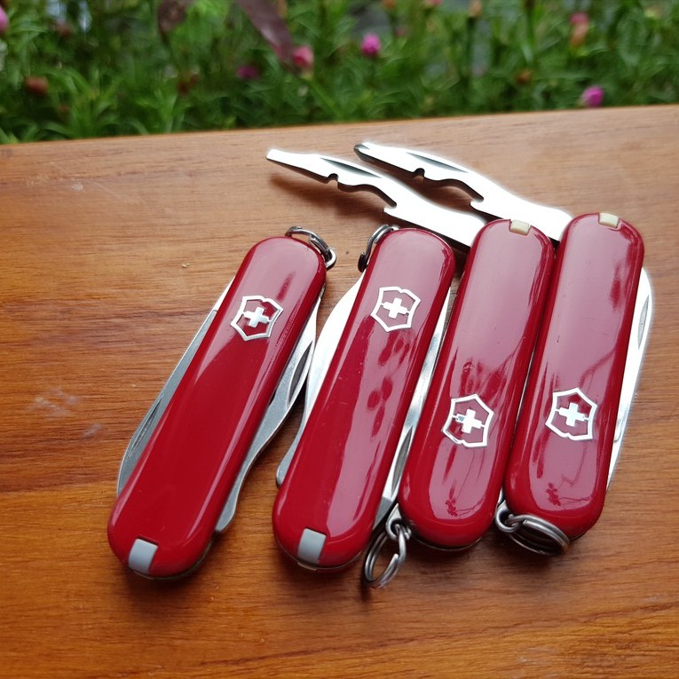 Dụng Cụ Đa Năng Victorinox Rally Thụy Sĩ.